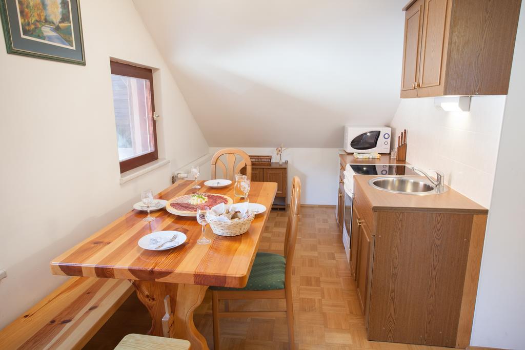 Apartments Lovec Cerkno Exterior foto